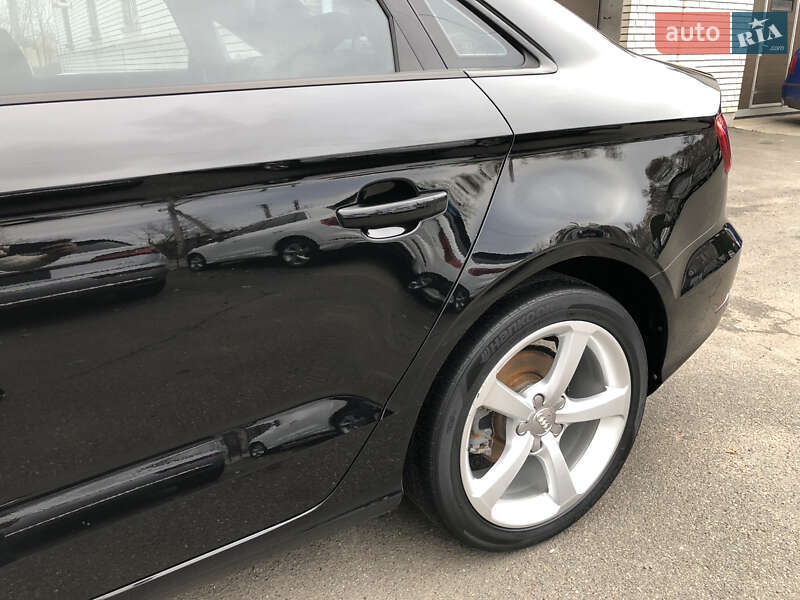 Седан Audi A3 2015 в Ірпені