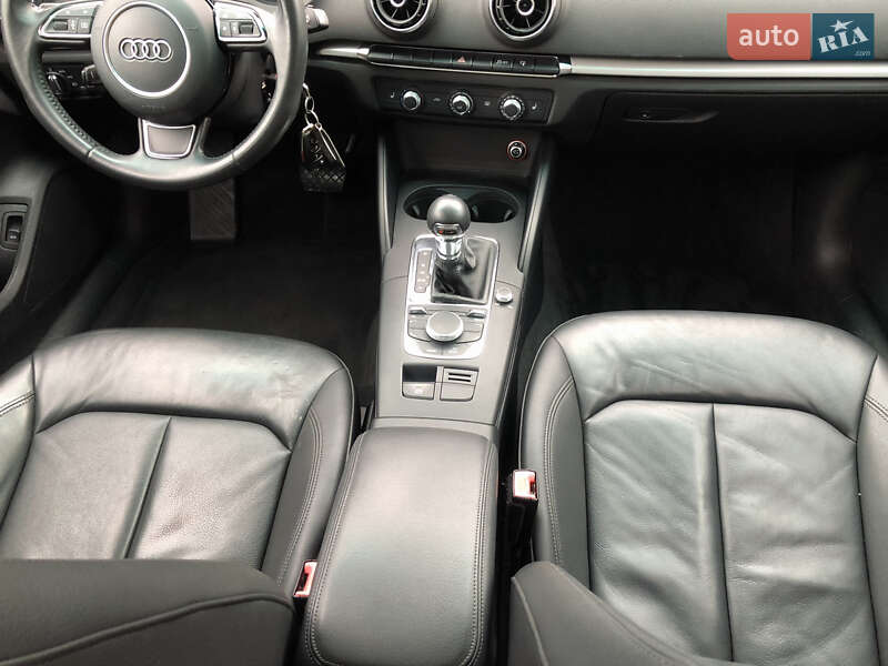 Седан Audi A3 2015 в Ірпені