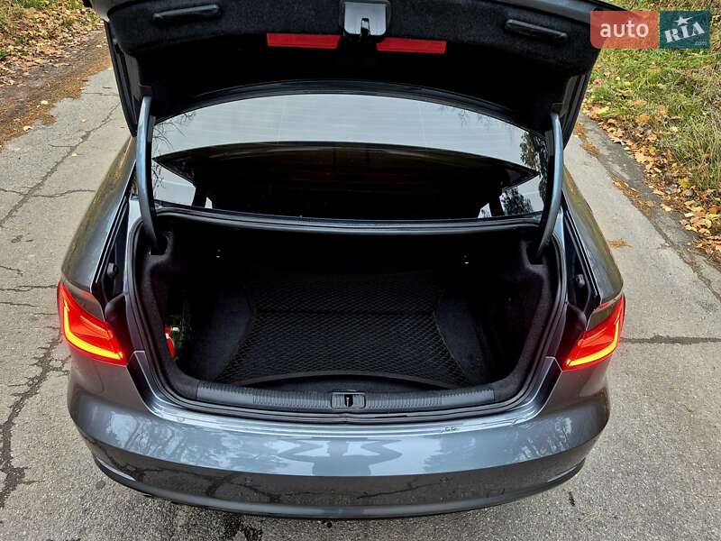 Седан Audi A3 2016 в Киеве фото 12 Седан Audi A3 2016 в Киеве