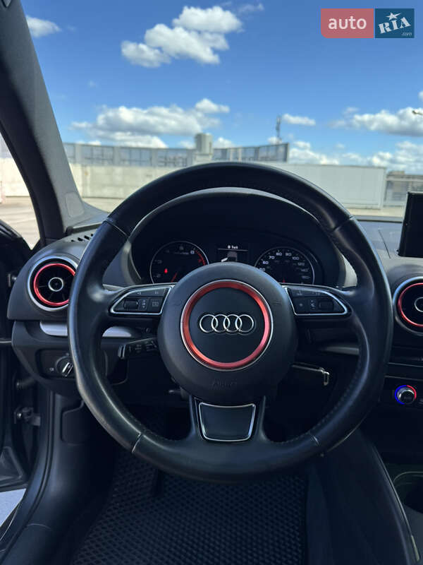 Седан Audi A3 2015 в Киеве фото 20 Седан Audi A3 2015 в Киеве