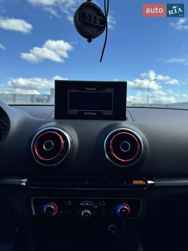 Седан Audi A3 2015 в Киеве фото 22 Седан Audi A3 2015 в Киеве