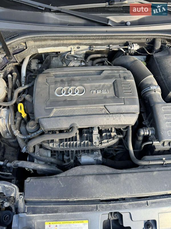 Седан Audi A3 2015 в Львові