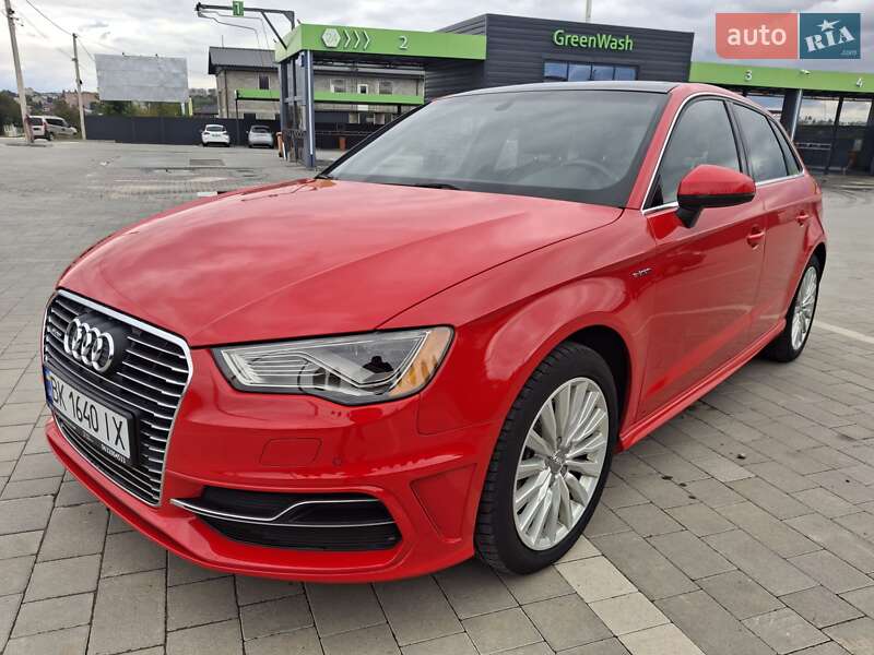 Хетчбек Audi A3 2015 в Кам'янець-Подільському фото 2 Хетчбек Audi A3 2015 в Кам'янець-Подільському