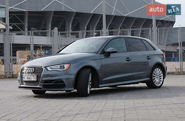 Хетчбек Audi A3 2015 в Львові