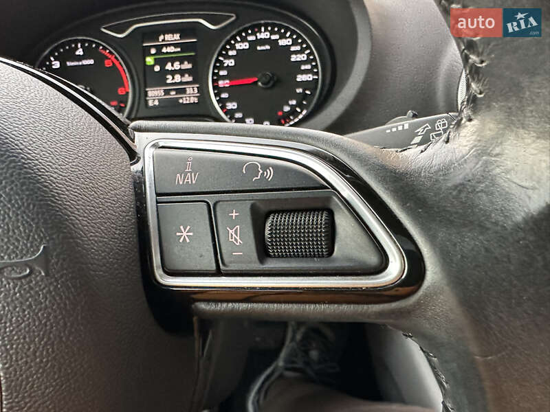 Хетчбек Audi A3 2016 в Києві