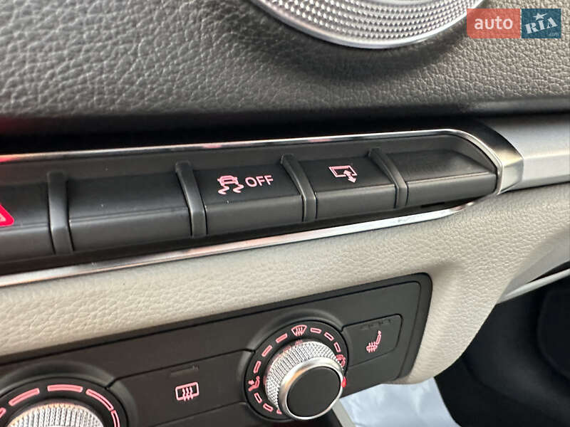 Хетчбек Audi A3 2016 в Києві