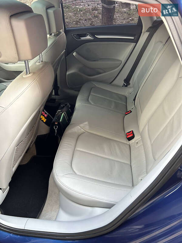 Седан Audi A3 2015 в Львові фото 11 Седан Audi A3 2015 в Львові