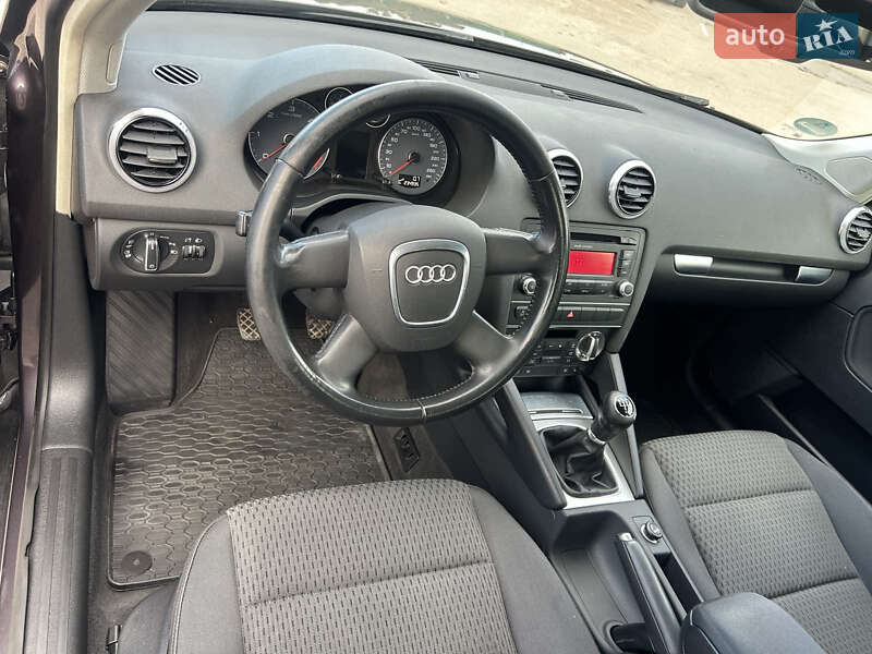 Хетчбек Audi A3 2010 в Нововолинську фото 8 Хетчбек Audi A3 2010 в Нововолинську