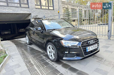 Седан Audi A3 2016 в Днепре