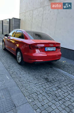 Седан Audi A3 2016 в Днепре