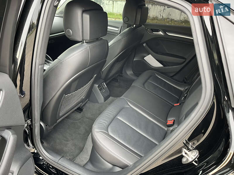 Седан Audi A3 2015 в Кропивницькому