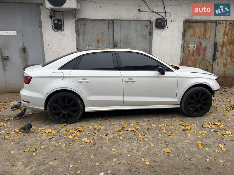Седан Audi A3 2014 в Києві фото 13 Седан Audi A3 2014 в Києві