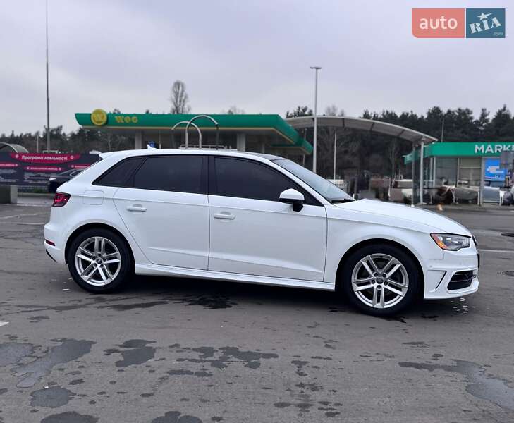 Хэтчбек Audi A3 2016 в Киеве фото 8 Хэтчбек Audi A3 2016 в Киеве