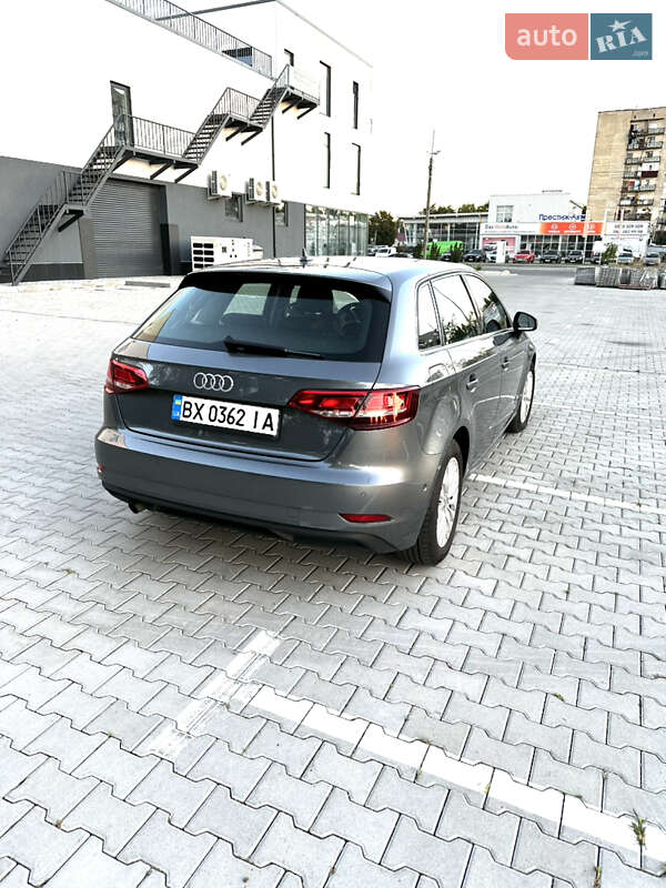 Хэтчбек Audi A3 2017 в Хмельницком фото 5 Хэтчбек Audi A3 2017 в Хмельницком