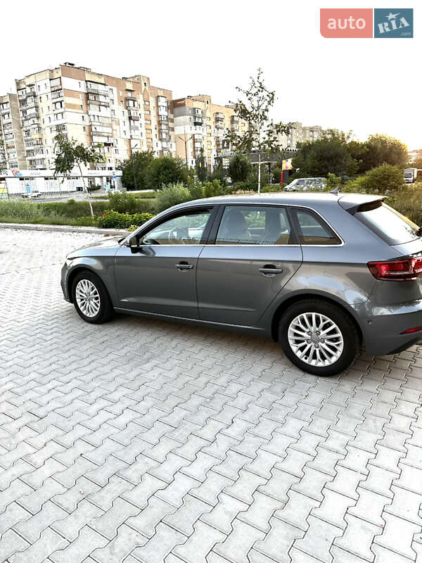 Хэтчбек Audi A3 2017 в Хмельницком фото 9 Хэтчбек Audi A3 2017 в Хмельницком