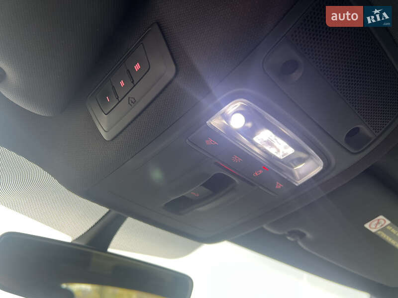 Хэтчбек Audi A3 2016 в Киеве