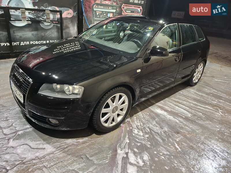 Хетчбек Audi A3 2004 в Арбузинці