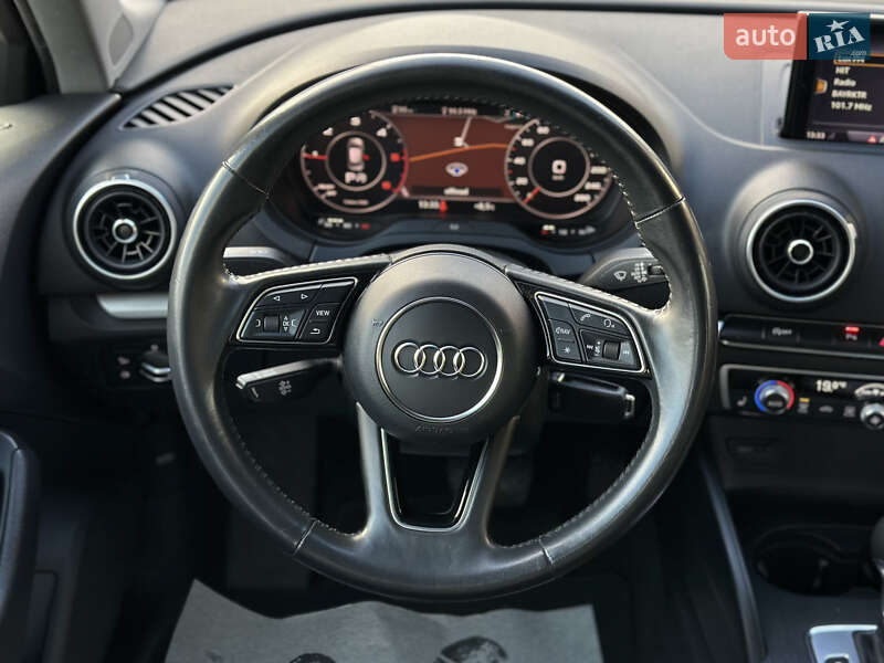 Хетчбек Audi A3 2019 в Шептицькому