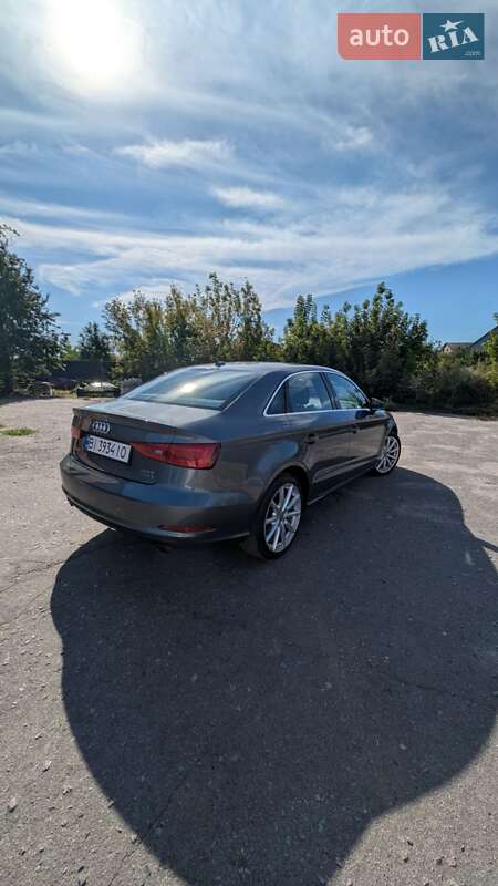 Седан Audi A3 2014 в Горишних Плавнях