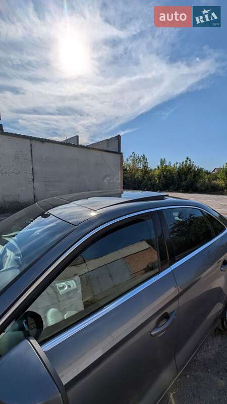 Седан Audi A3 2014 в Горишних Плавнях