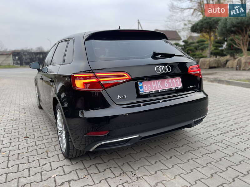 Хетчбек Audi A3 2017 в Луцьку фото 6 Хетчбек Audi A3 2017 в Луцьку