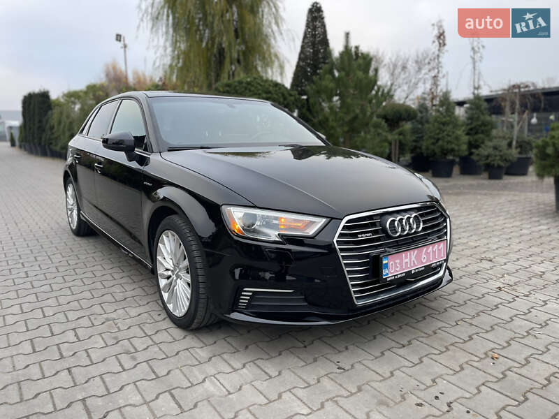 Хетчбек Audi A3 2017 в Луцьку фото 15 Хетчбек Audi A3 2017 в Луцьку