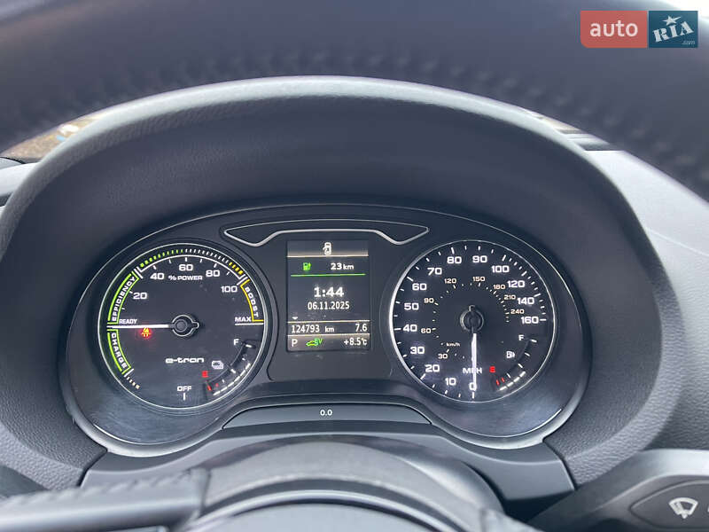 Хетчбек Audi A3 2017 в Луцьку фото 25 Хетчбек Audi A3 2017 в Луцьку