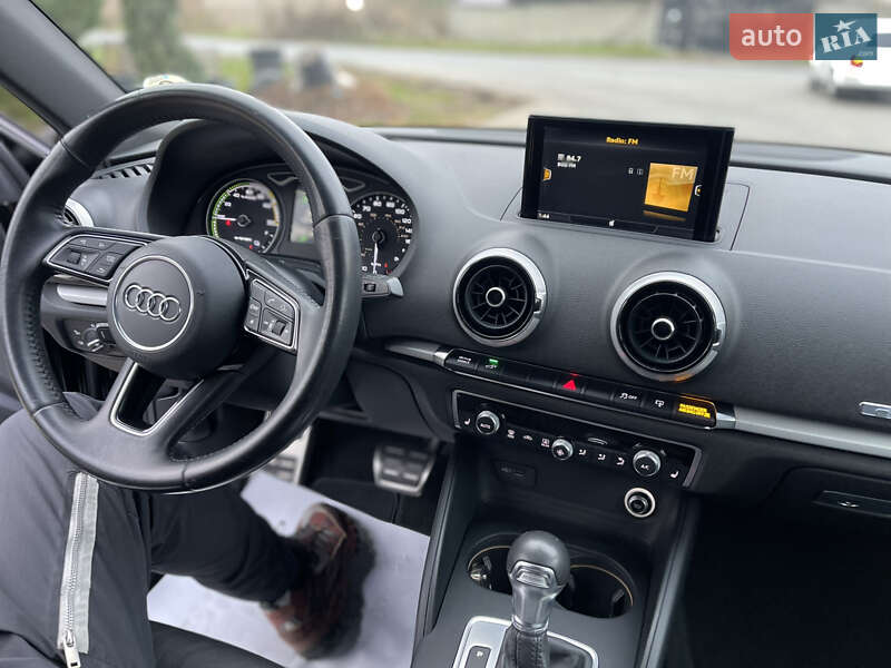 Хетчбек Audi A3 2017 в Луцьку фото 26 Хетчбек Audi A3 2017 в Луцьку