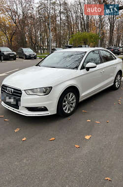 Хэтчбек Audi A3 2015 в Харькове