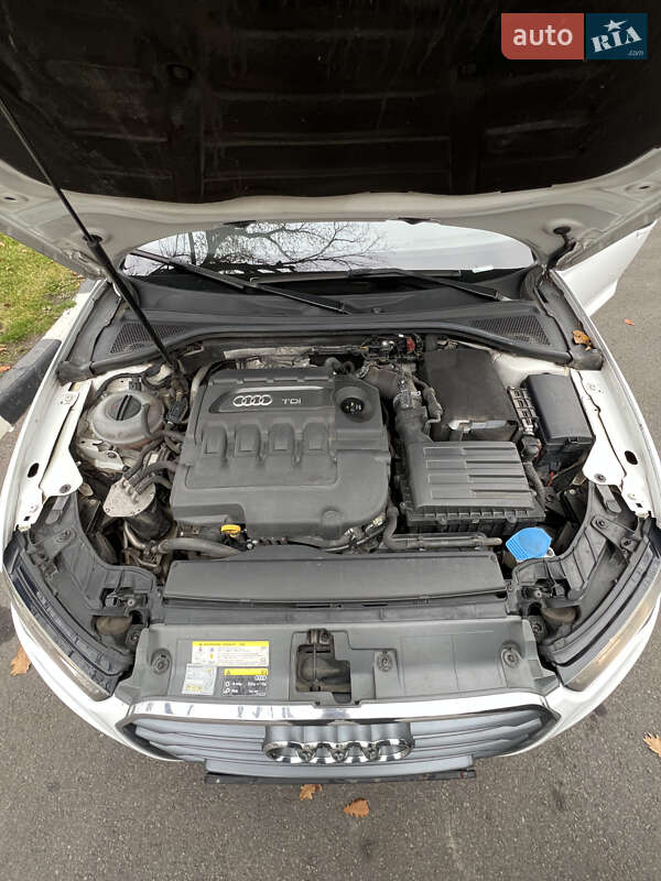 Хэтчбек Audi A3 2015 в Харькове