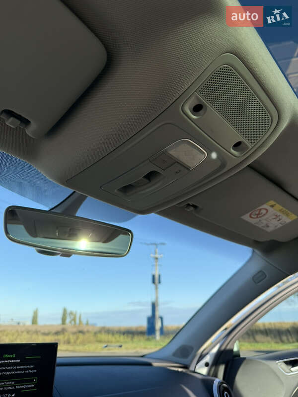 Седан Audi A3 2016 в Киеве