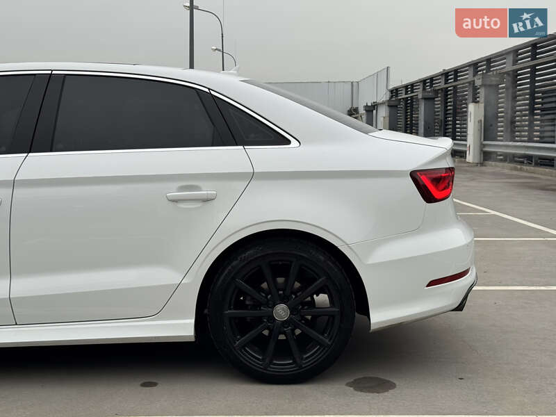 Седан Audi A3 2015 в Києві