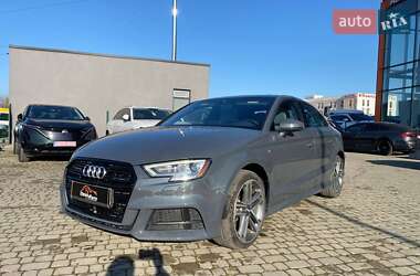 Седан Audi A3 2017 в Львове