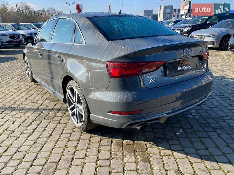 Седан Audi A3 2017 в Львове