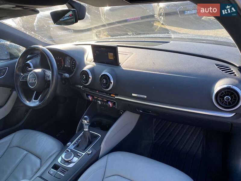 Седан Audi A3 2017 в Львове
