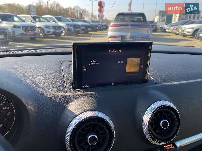 Седан Audi A3 2017 в Львове