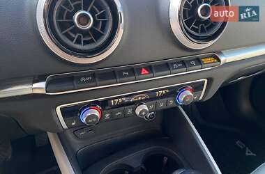Седан Audi A3 2017 в Львове