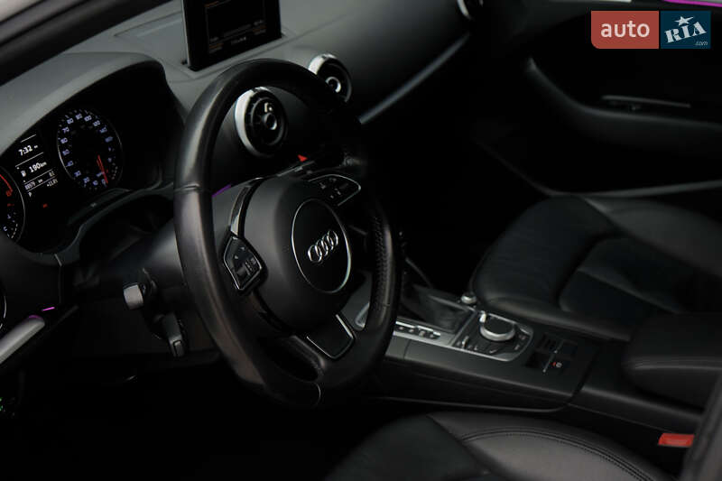 Седан Audi A3 2015 в Києві фото 13 Седан Audi A3 2015 в Києві