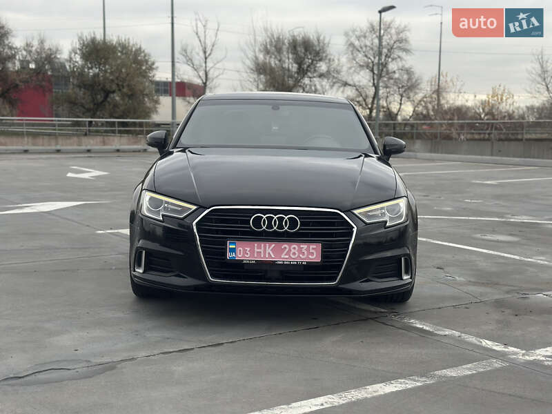 Седан Audi A3 2017 в Киеве фото 2 Седан Audi A3 2017 в Киеве