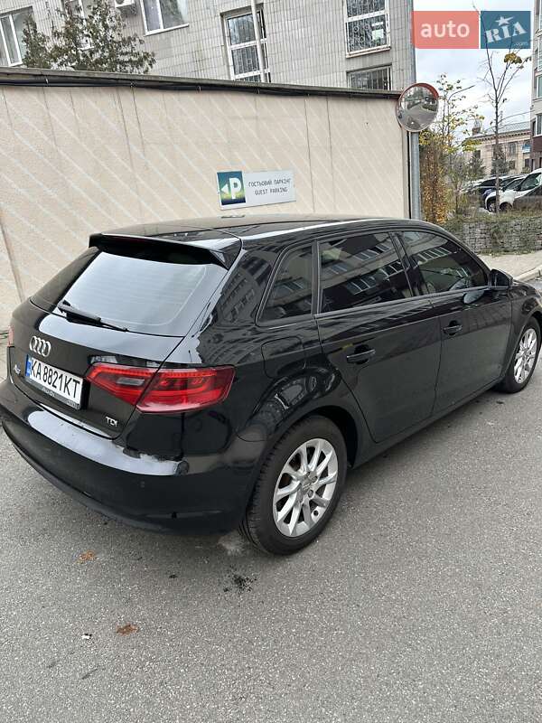 Хетчбек Audi A3 2015 в Києві фото 4 Хетчбек Audi A3 2015 в Києві