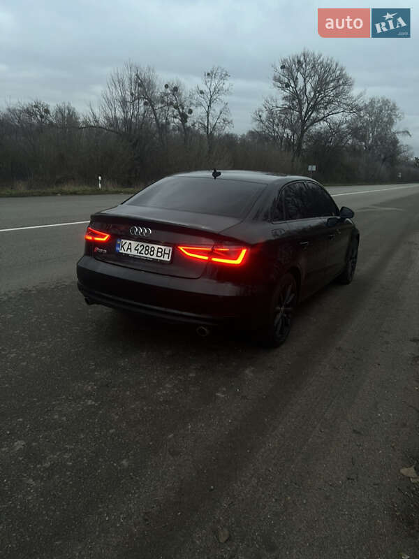 Седан Audi A3 2015 в Ромнах фото 3 Седан Audi A3 2015 в Ромнах