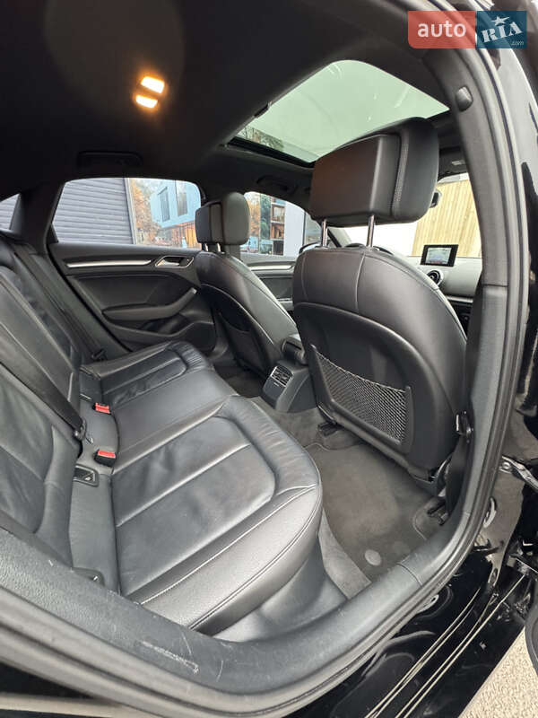 Седан Audi A3 2015 в Киеве