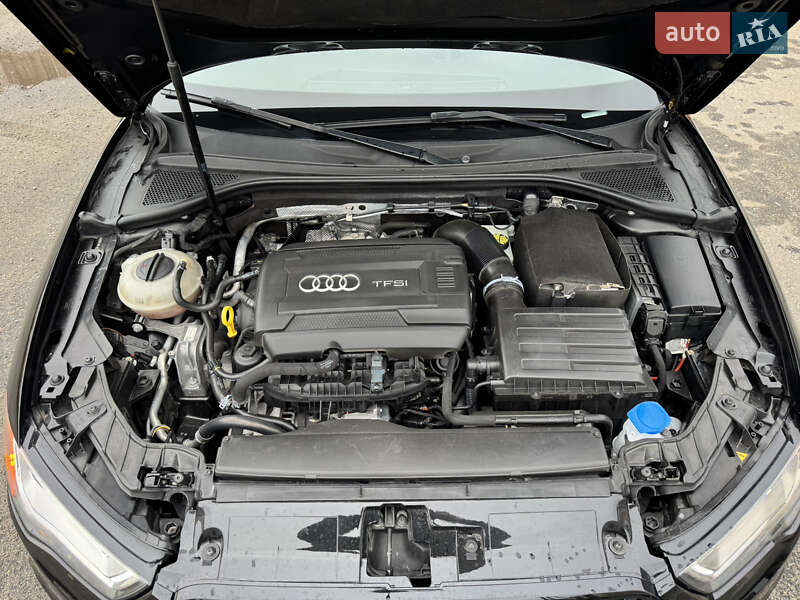 Седан Audi A3 2015 в Киеве
