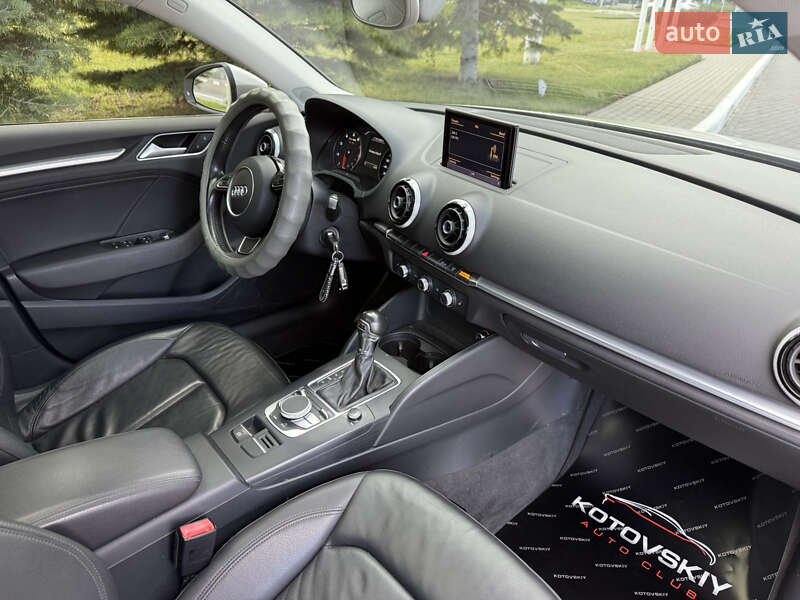 Седан Audi A3 2014 в Одессе