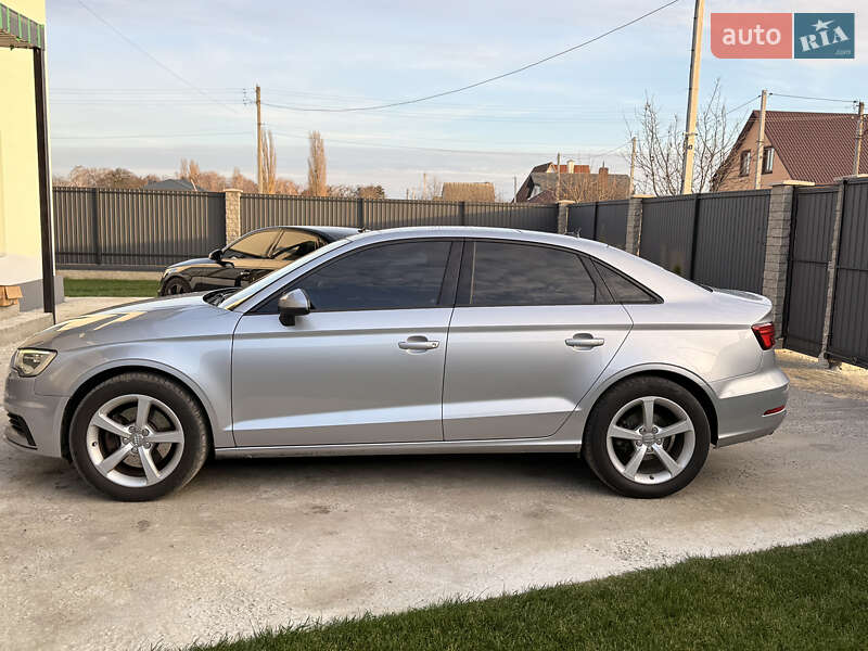 Седан Audi A3 2014 в Києві