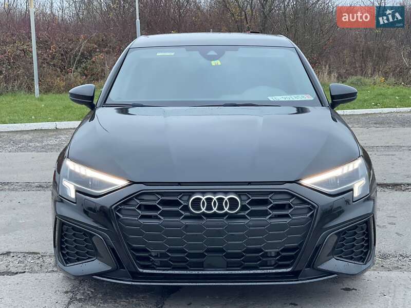 Хэтчбек Audi A3 2021 в Ужгороде