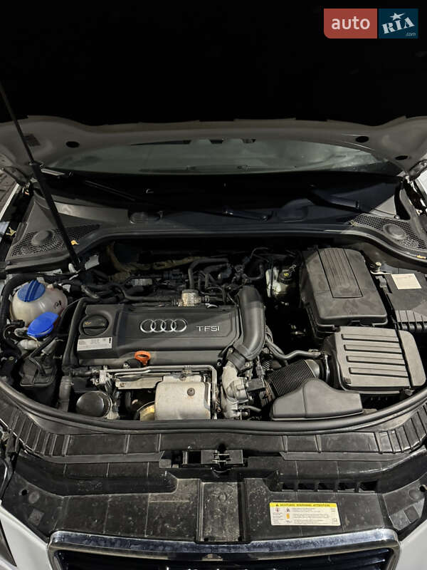 Хэтчбек Audi A3 2011 в Мукачево