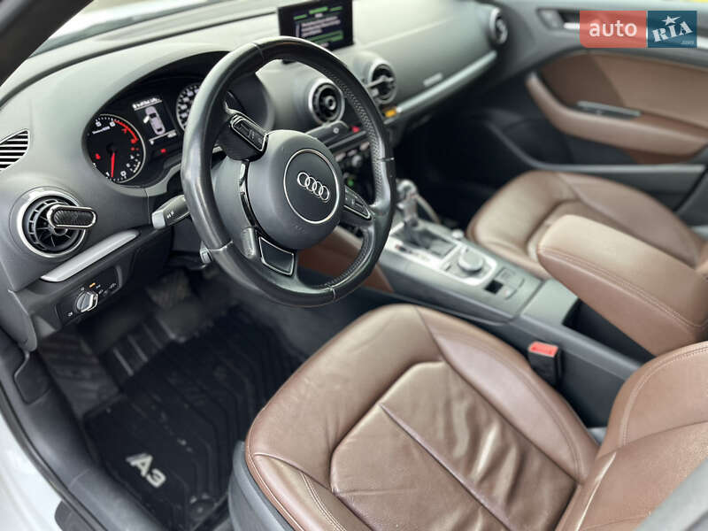 Седан Audi A3 2014 в Львове