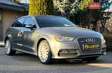 Хэтчбек Audi A3 2015 в Львове