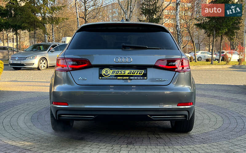 Хэтчбек Audi A3 2015 в Львове